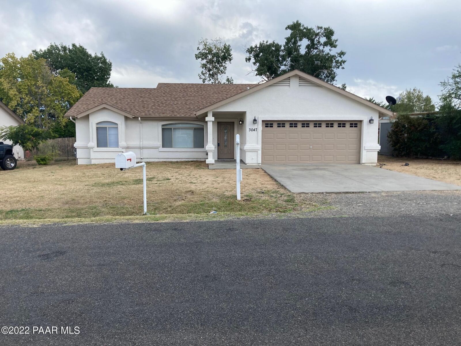 Property Photo:  3047 N Date Creek Drive  AZ 86314 