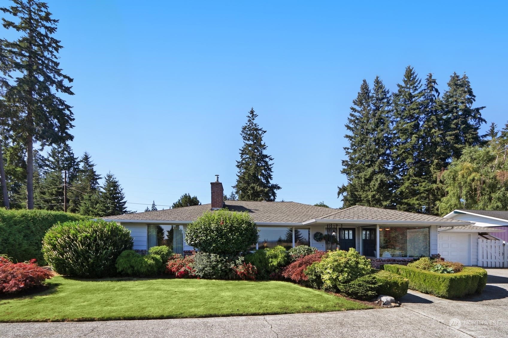 Property Photo:  3105 Glacier Peak Avenue  WA 98208 