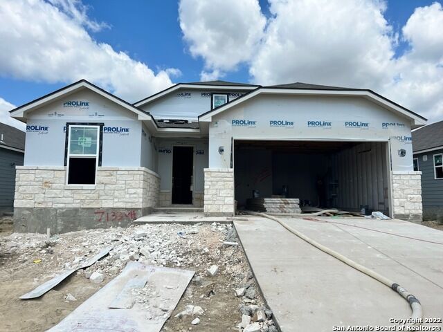 Property Photo: 7133 Walkers Loop TX 78233