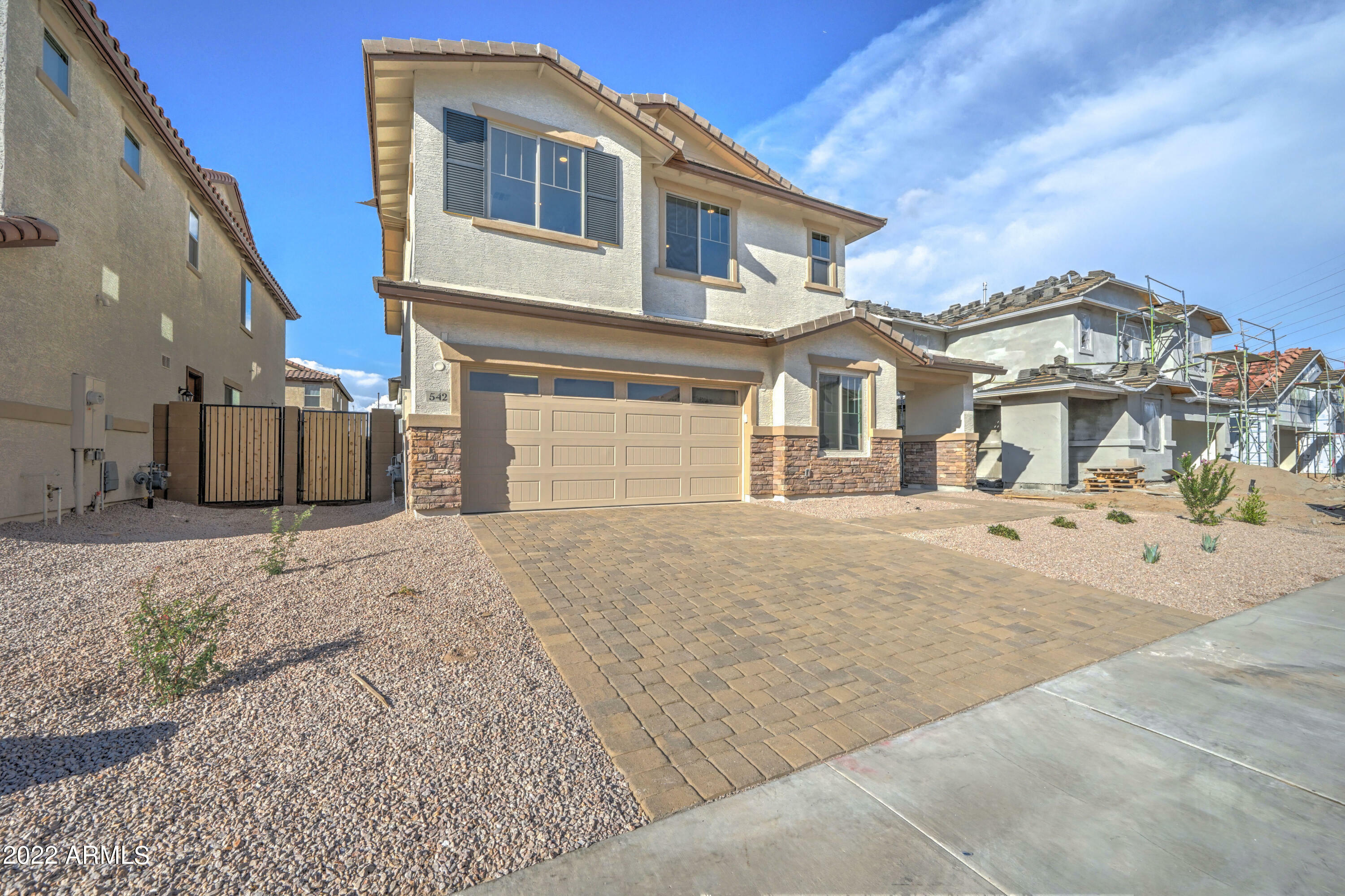 Property Photo:  542 E Angel Drive  AZ 85249 