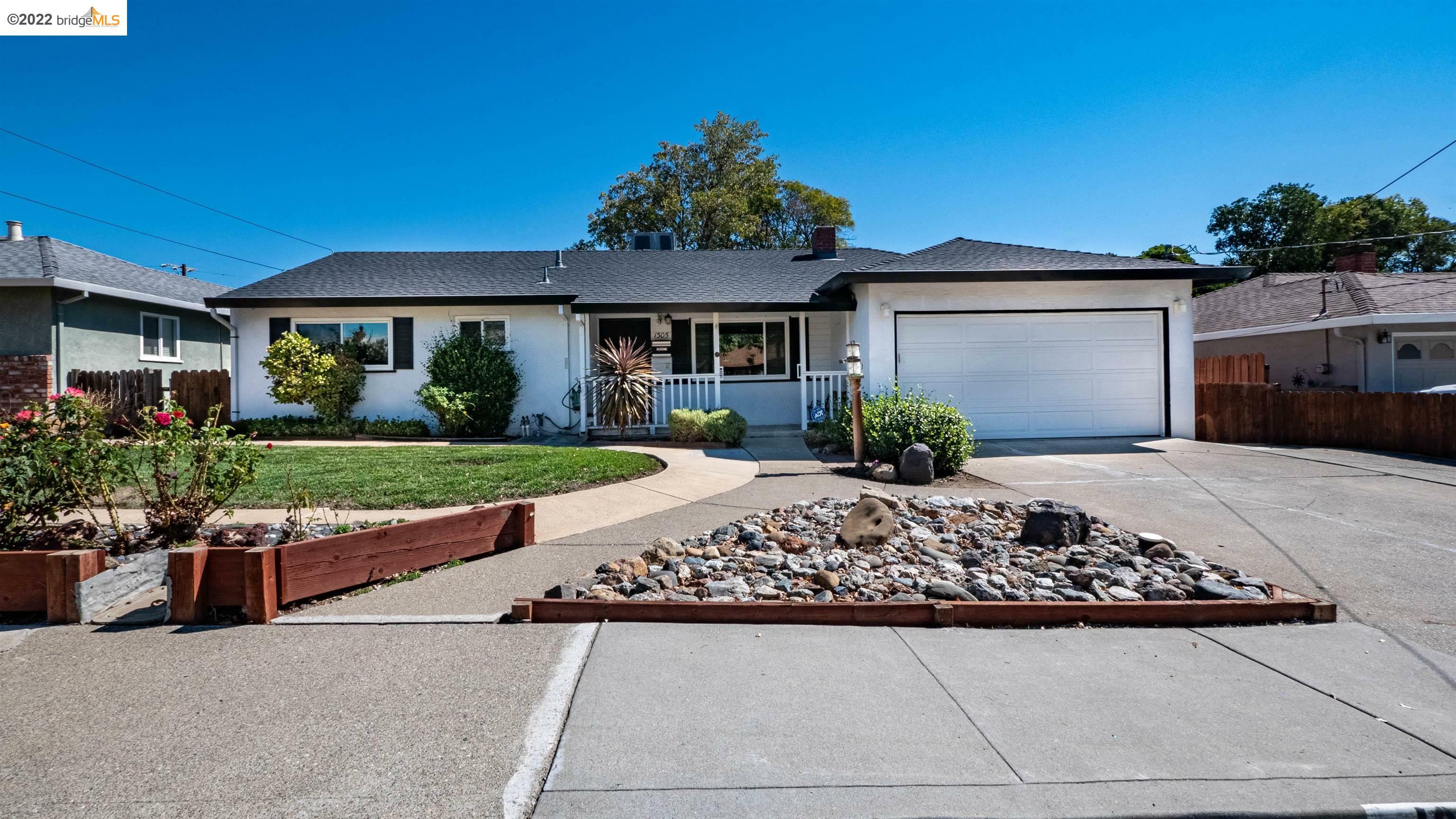 Property Photo:  1305 Louis Dr  CA 94509 