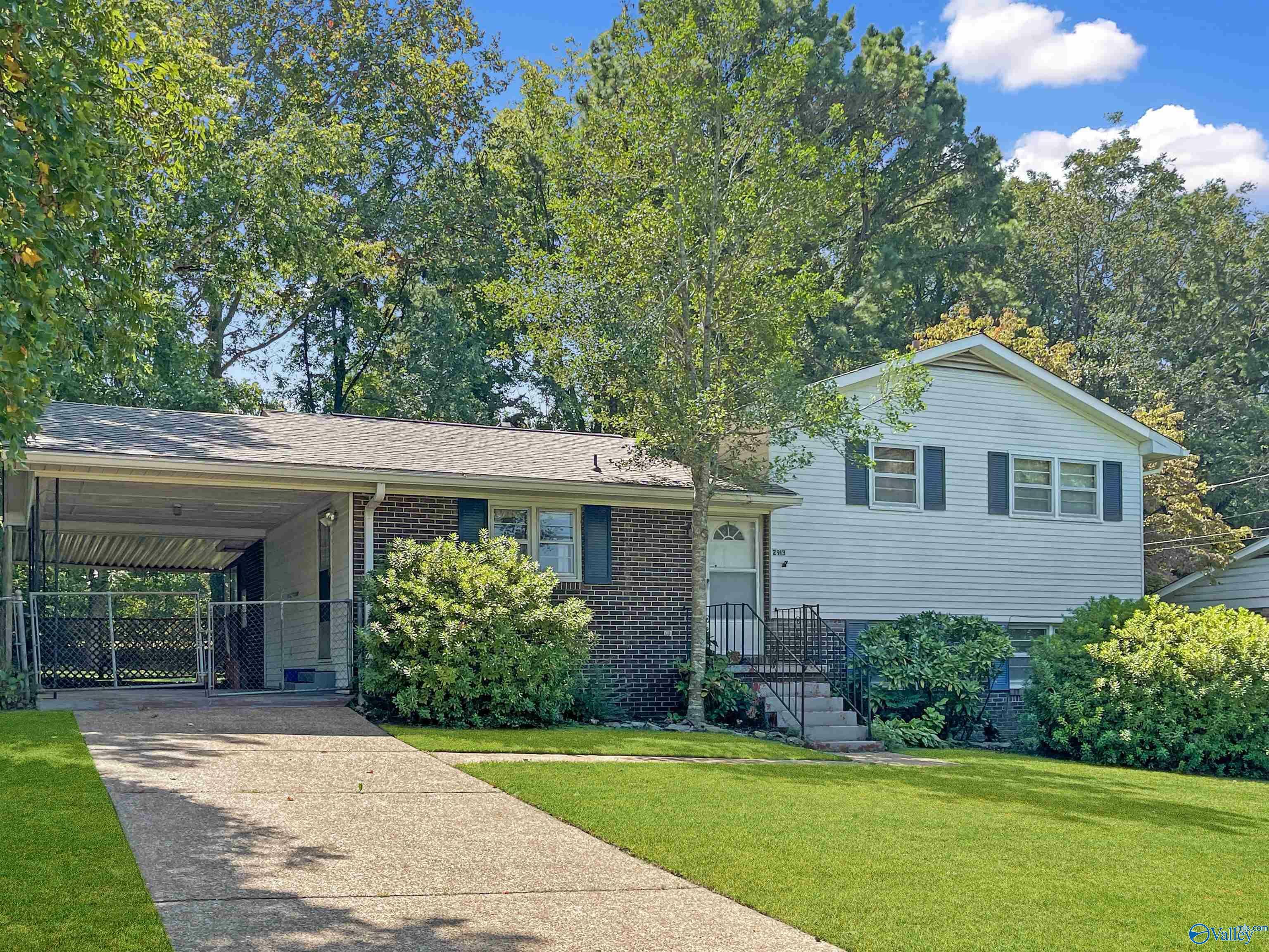 Property Photo: 2913 Hester Lane NW AL 35810