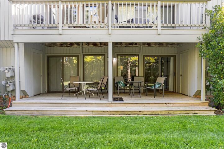 5741 Hilltop Way  Traverse City MI 49690 photo