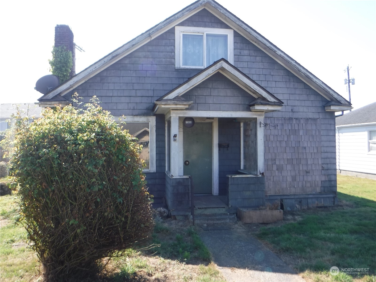 Property Photo:  1506 C Street  WA 98550 