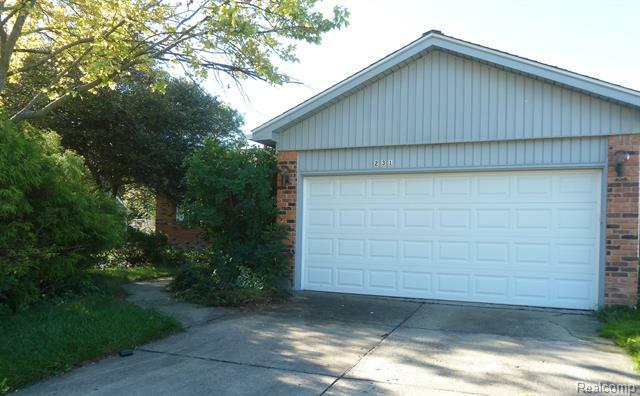 Property Photo:  231 Bourbon Court  MI 48307 