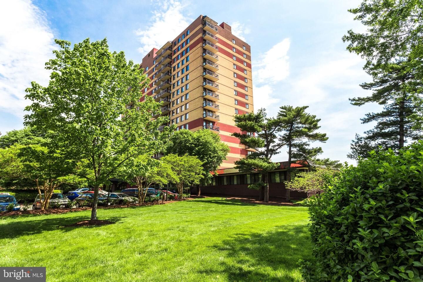Property Photo:  801 N Pitt Street 311  VA 22314 