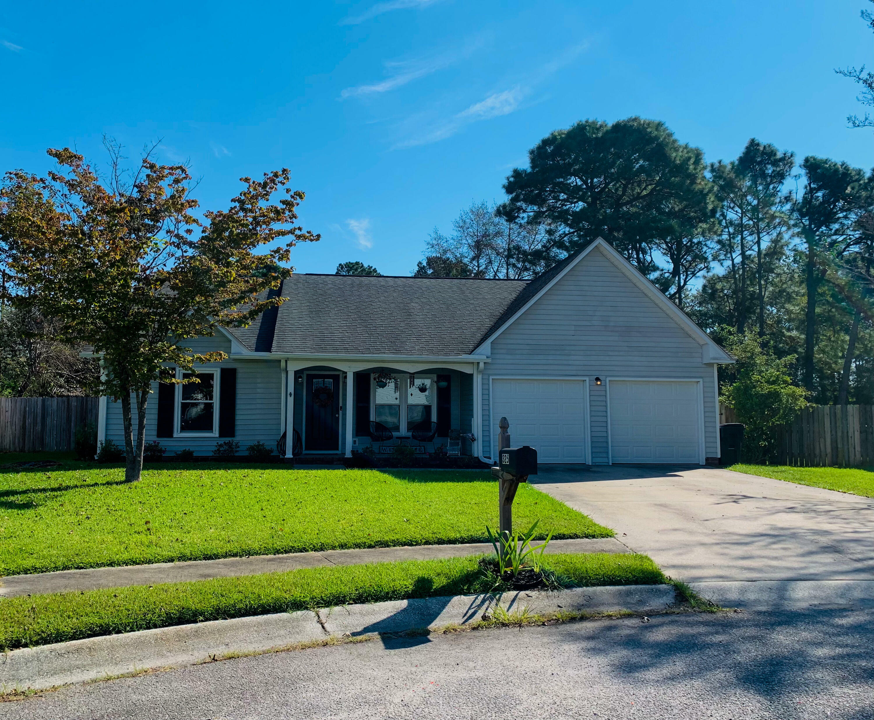 Property Photo:  325 Courtney Round  SC 29486 