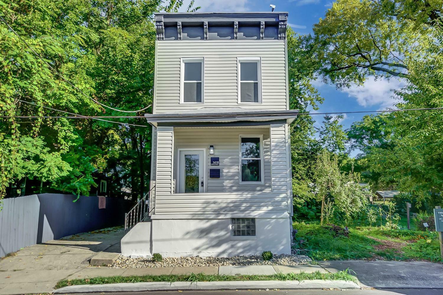 Property Photo:  1418 Boyd St  OH 45223 