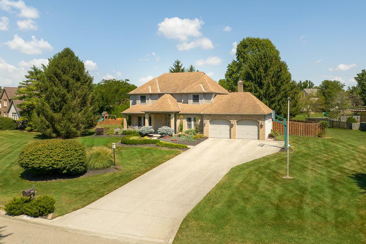 Property Photo:  8610 Chateau Drive NW  OH 43147 