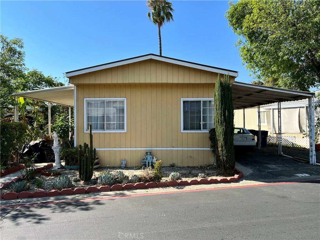 Property Photo:  3701 Fillmore Street 111  CA 92505 