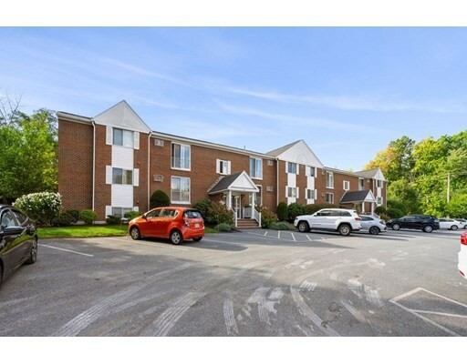 Property Photo: 1 Birchwood Pointe 303 MA 01913