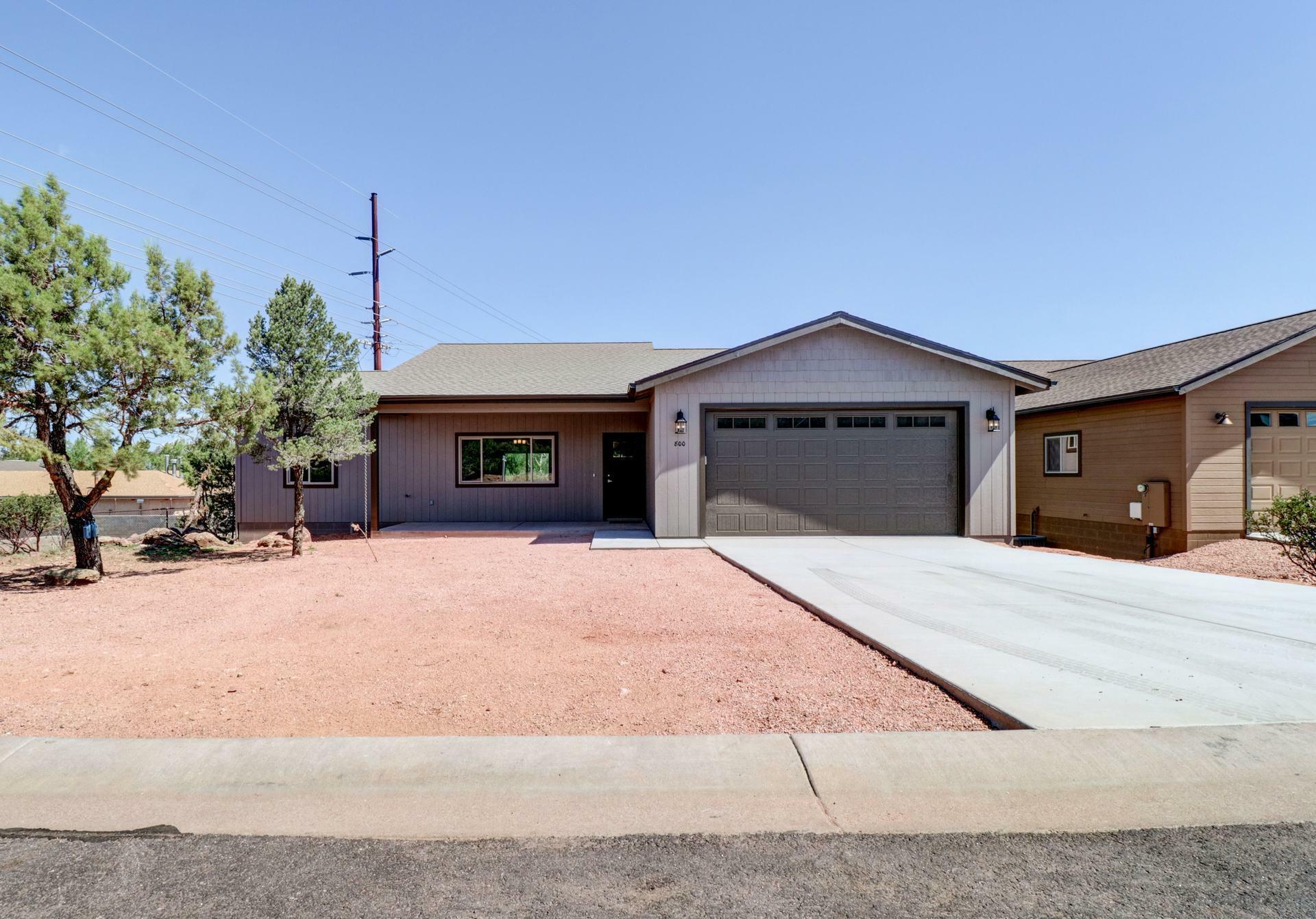 Property Photo:  800 W Oso Dorado Circle  AZ 85541 