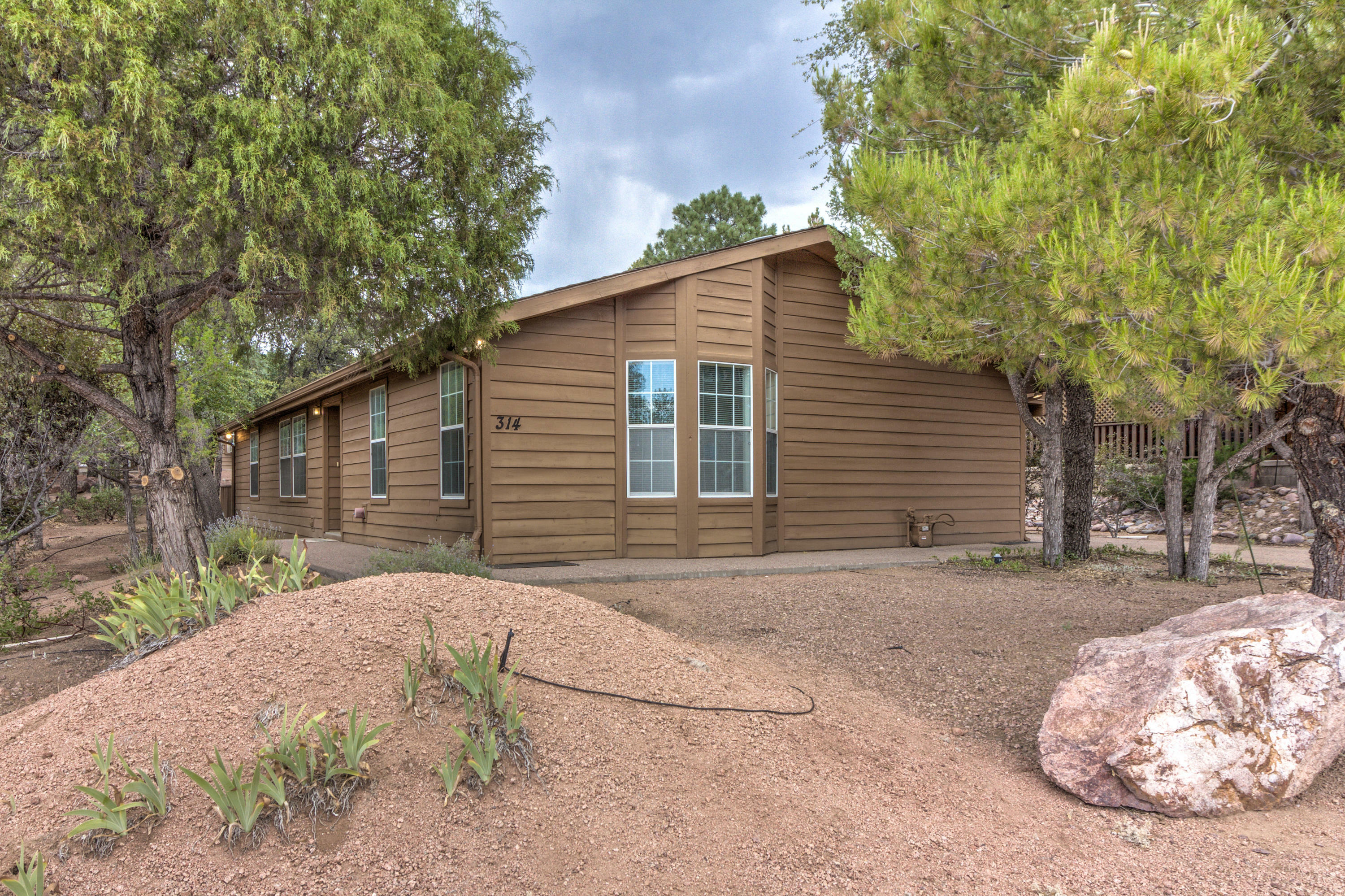 Property Photo:  314 W Houston Mesa Road  AZ 85541 