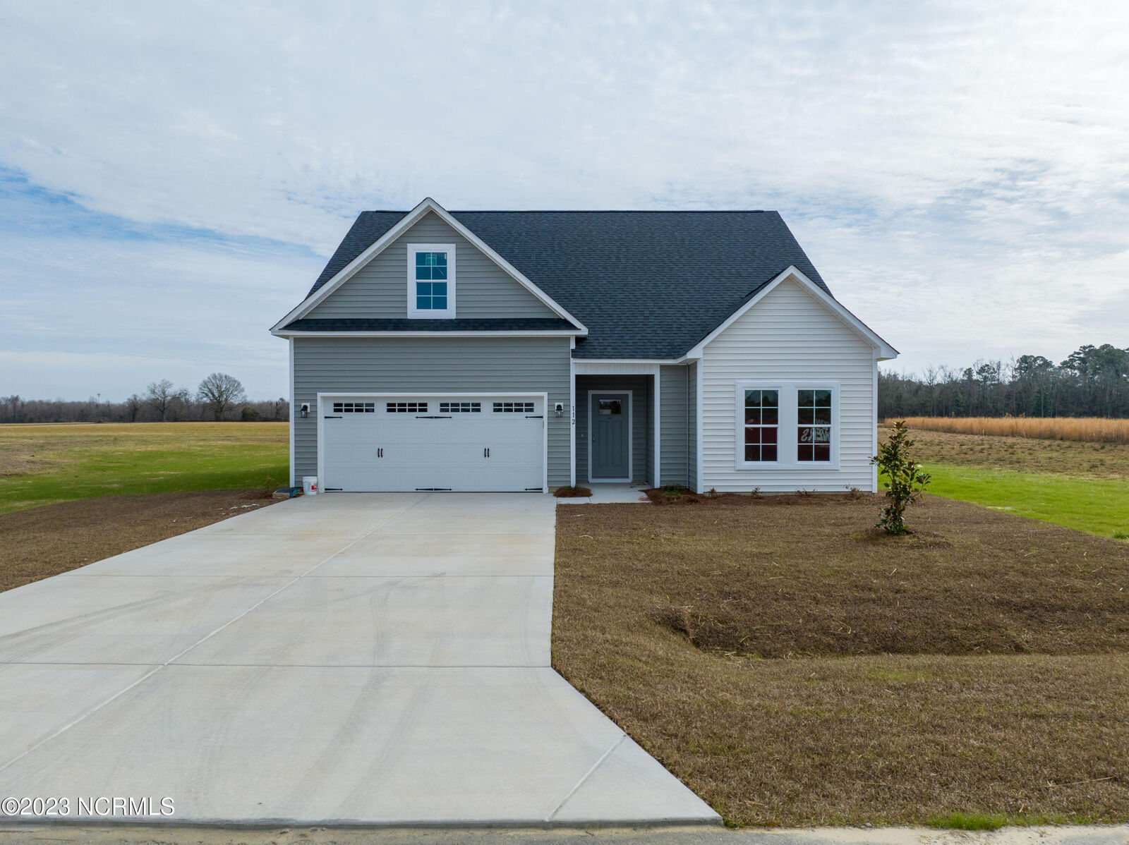 Property Photo:  112 Adams Landing Way  NC 28555 