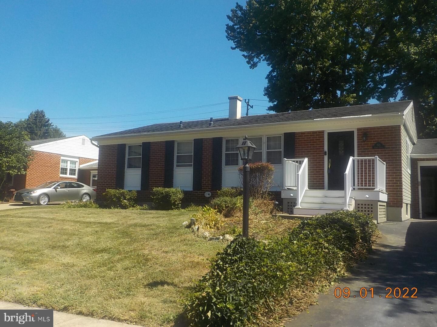 Property Photo: 378 Hobart Drive DE 19713