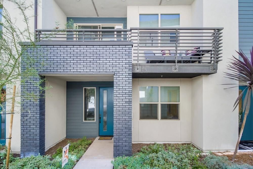 Property Photo: 1890 Cosmopolitan Ln 2 CA 91915