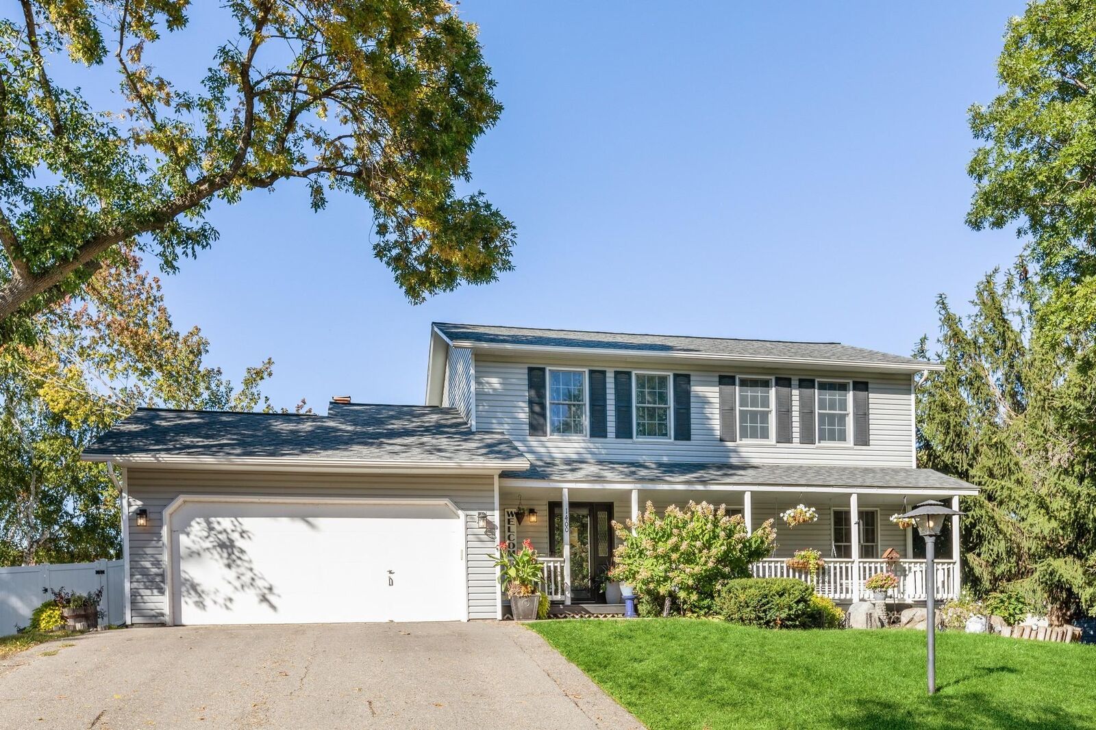 Property Photo:  1400 Echo Drive  MN 55337 