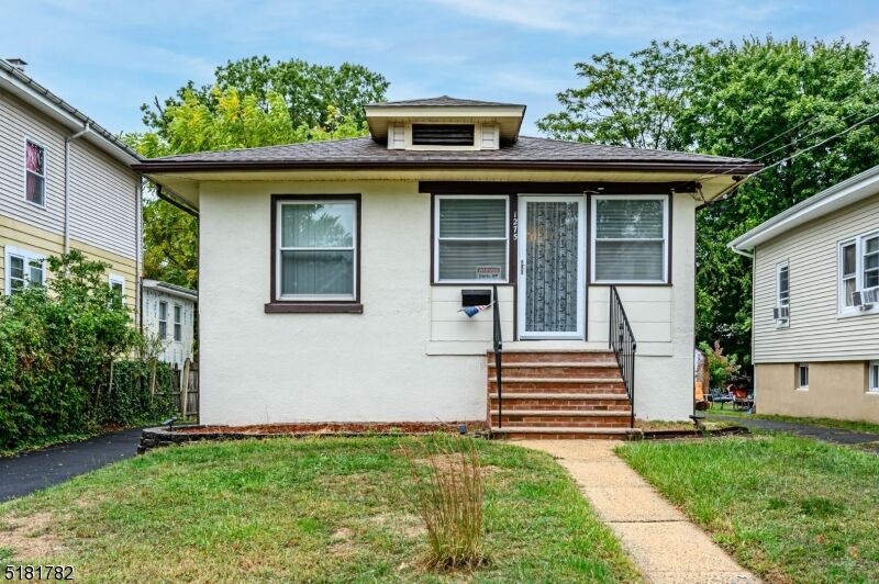 Property Photo:  1275 Columbia Ave  NJ 07062 