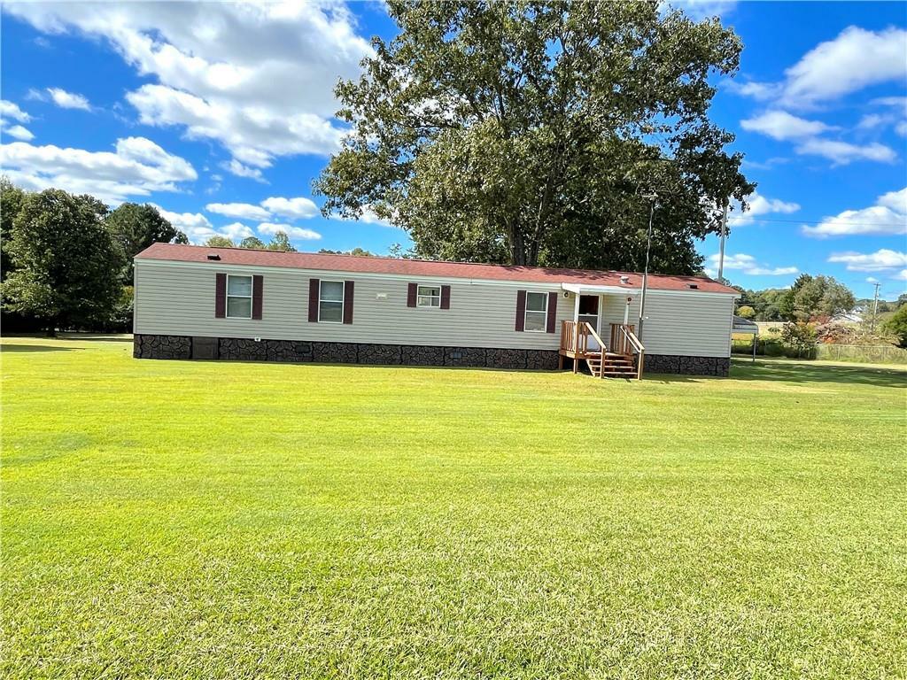 Property Photo: 530 Rabbit Ridge Road SC 29643