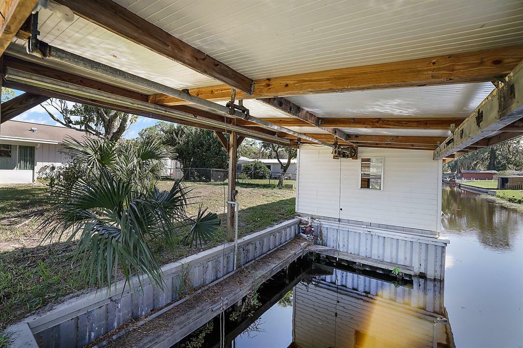 Property Photo:  32105 Perch Avenue  FL 32778 