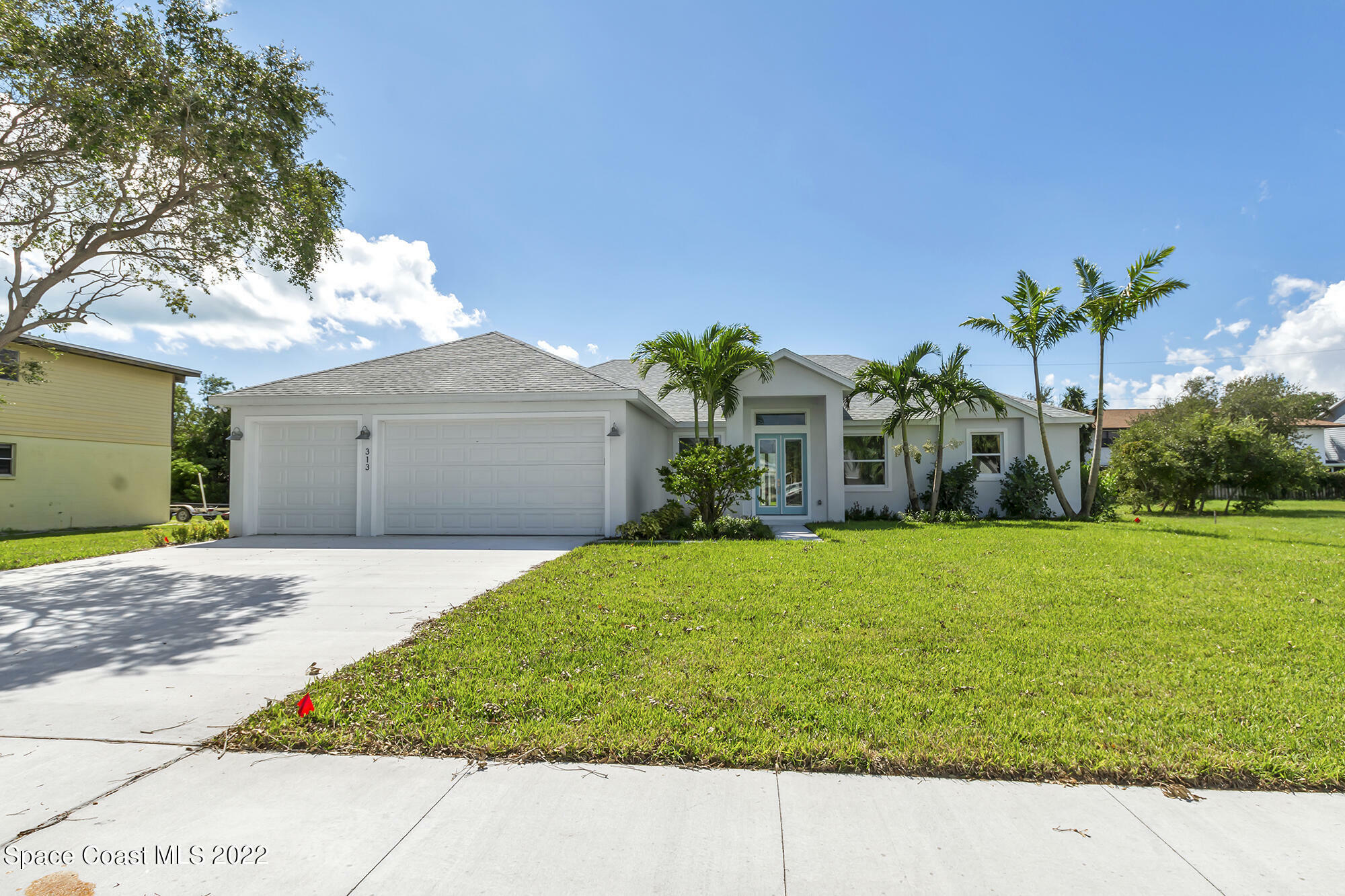 Property Photo:  313 Surf Drive  FL 32920 