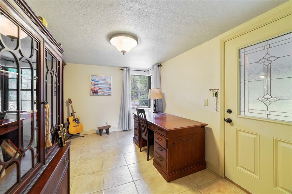 Property Photo:  2522 Votaw Road  FL 32703 