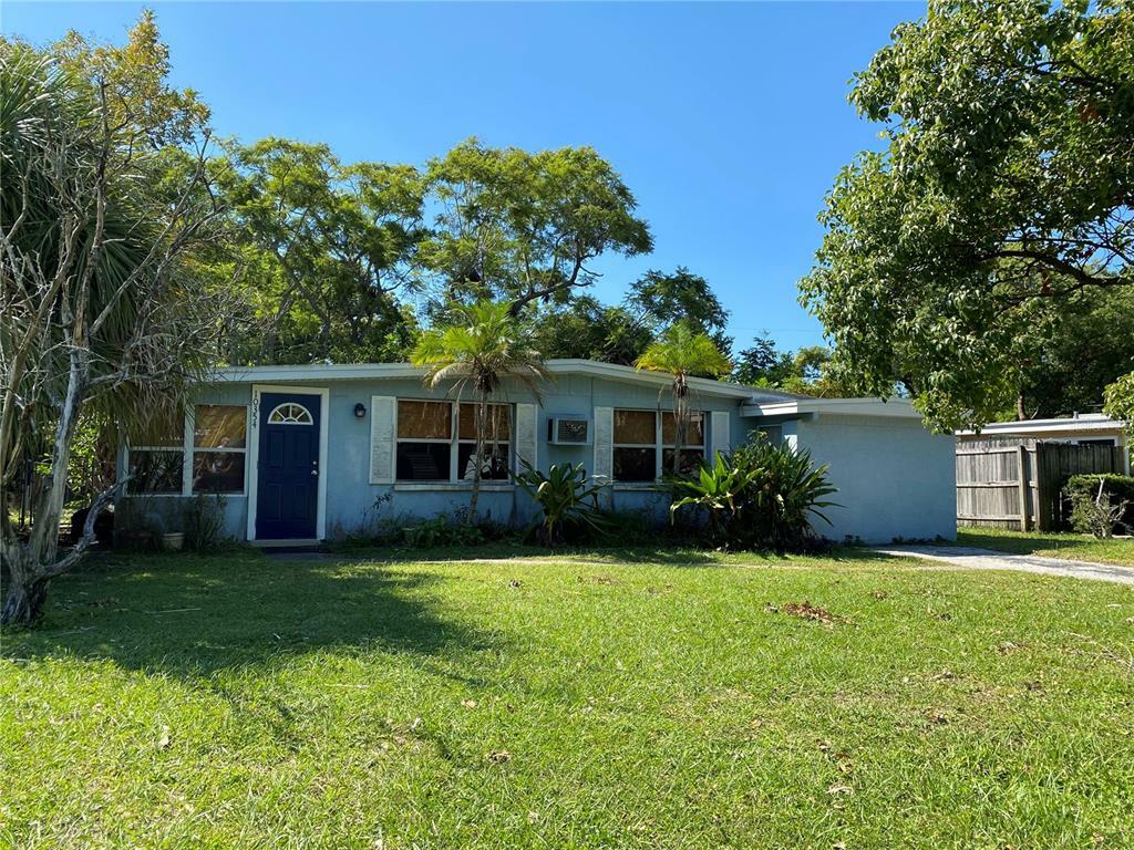 Property Photo:  10354 110th Avenue N  FL 33773 