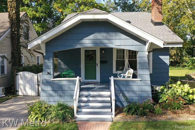 Property Photo:  624 S Blair Avenue  MI 48067 