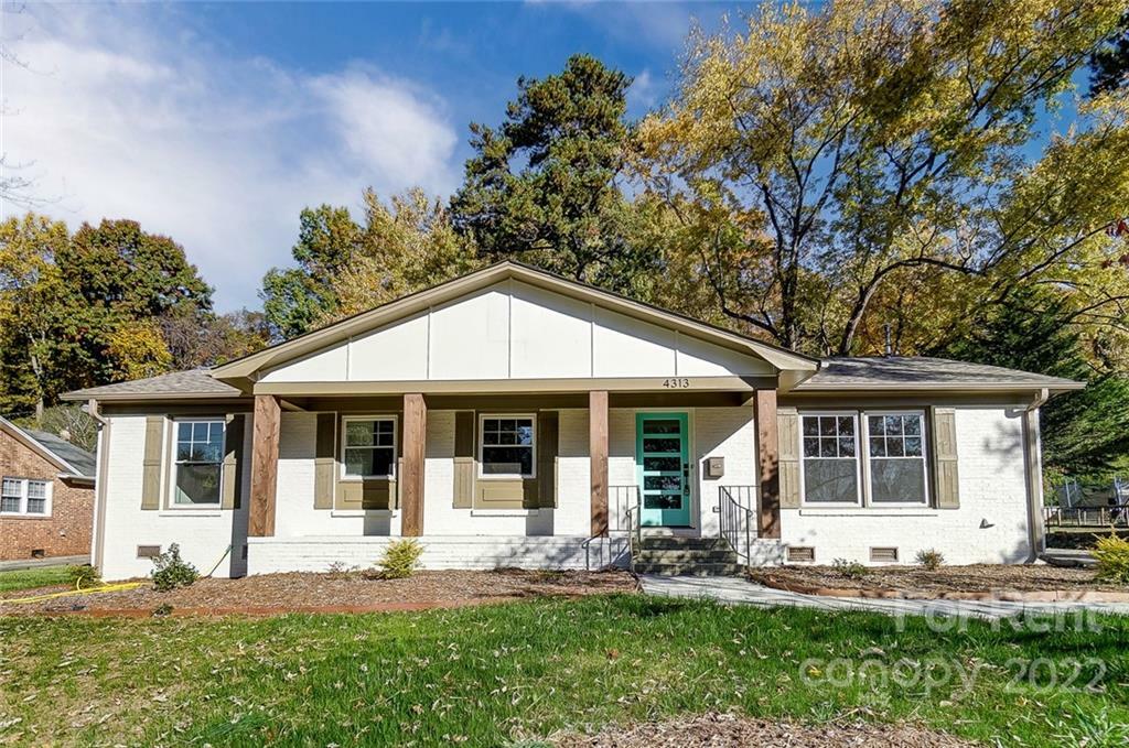 Property Photo: 4313 Maureen Drive NC 28205