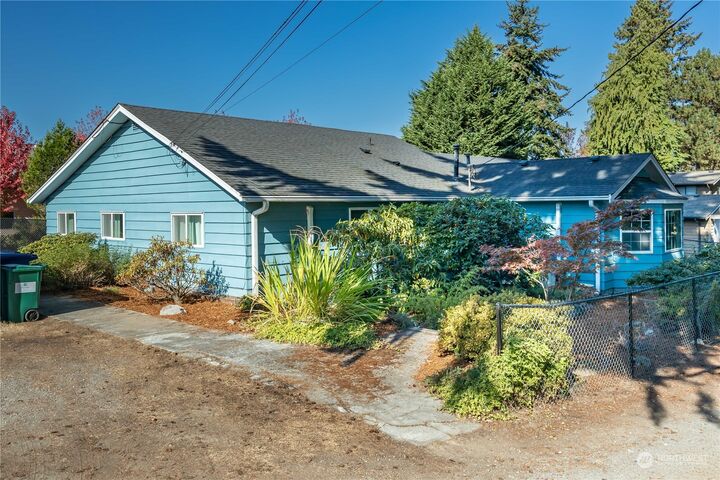 Property Photo: 18025 2nd Place S WA 98148