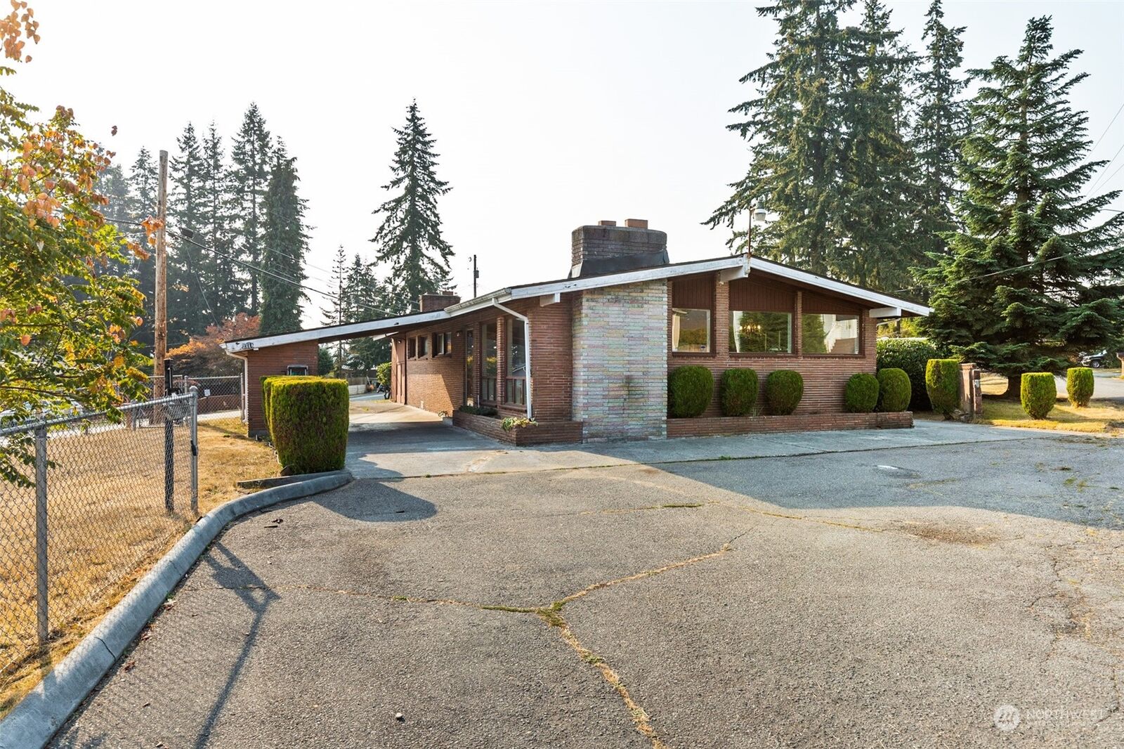Property Photo: 6012 Rockefeller Avenue WA 98203