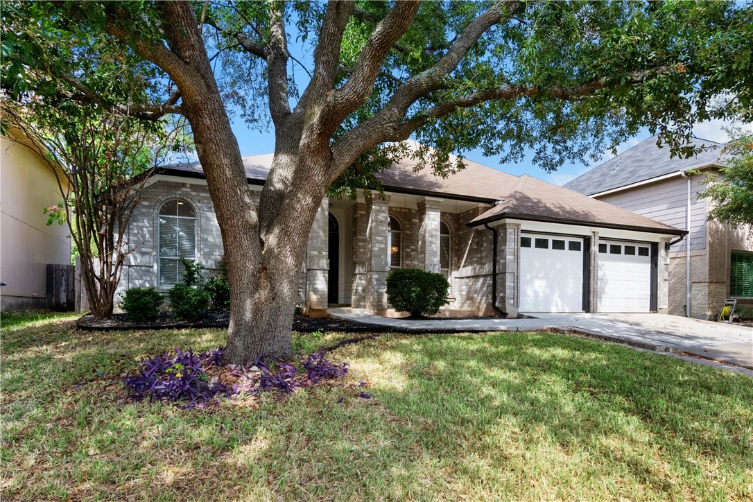 Property Photo:  3618 Bird House Drive  TX 78665 