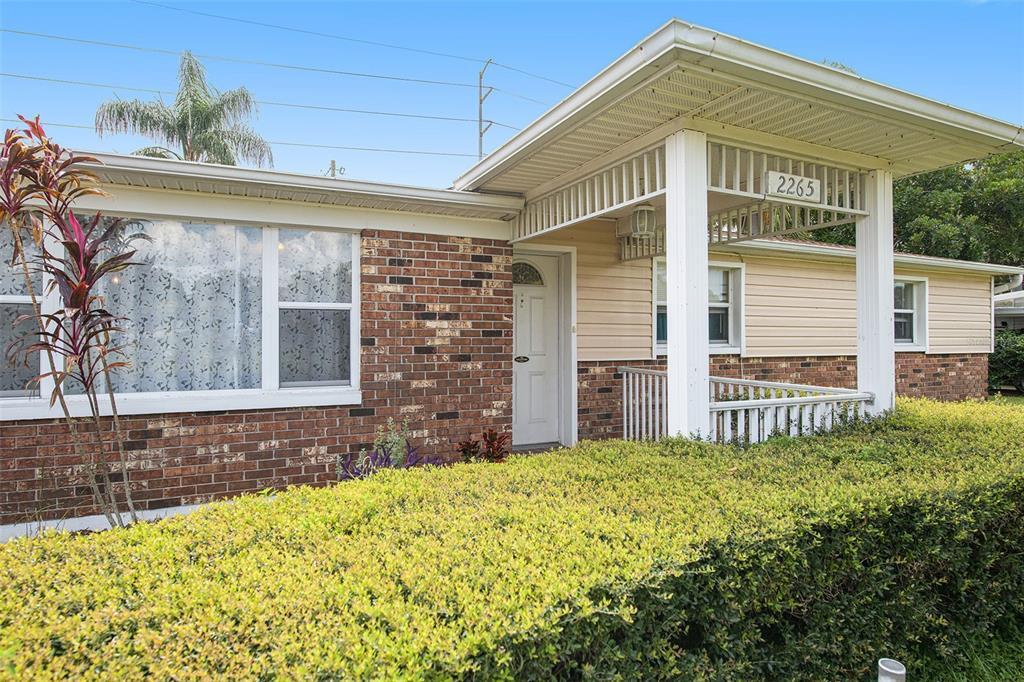Property Photo:  2265 S Lagoon Circle  FL 33765 