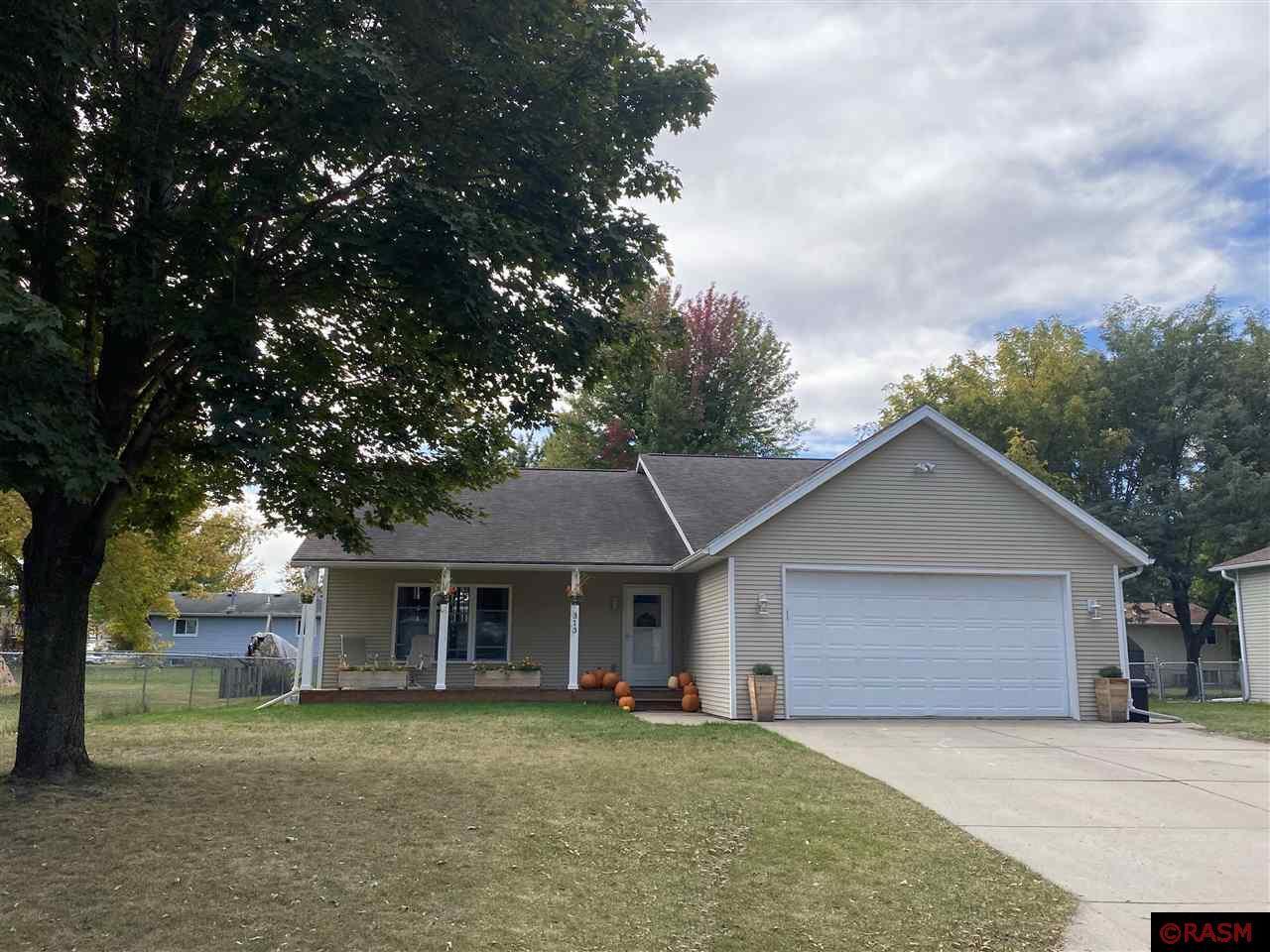 Property Photo: 313 Heidi Ave MN 56048