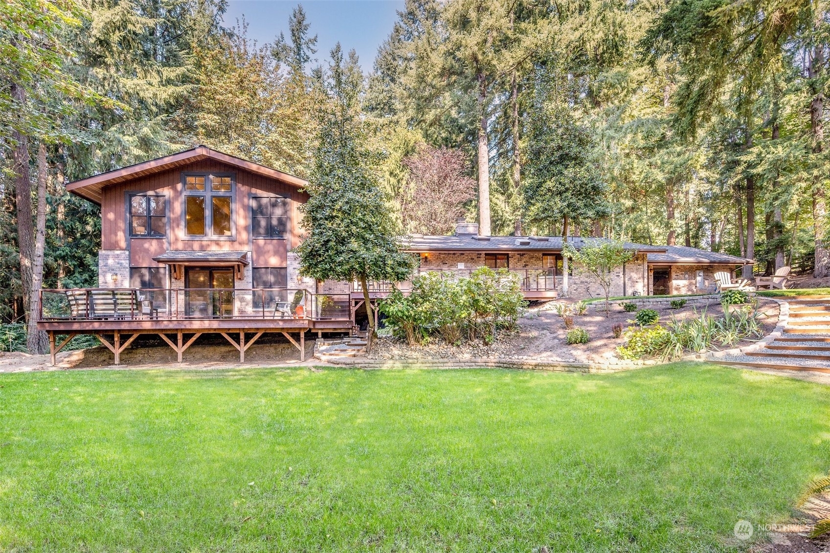 Property Photo:  24015 SE 30th Street  WA 98075 