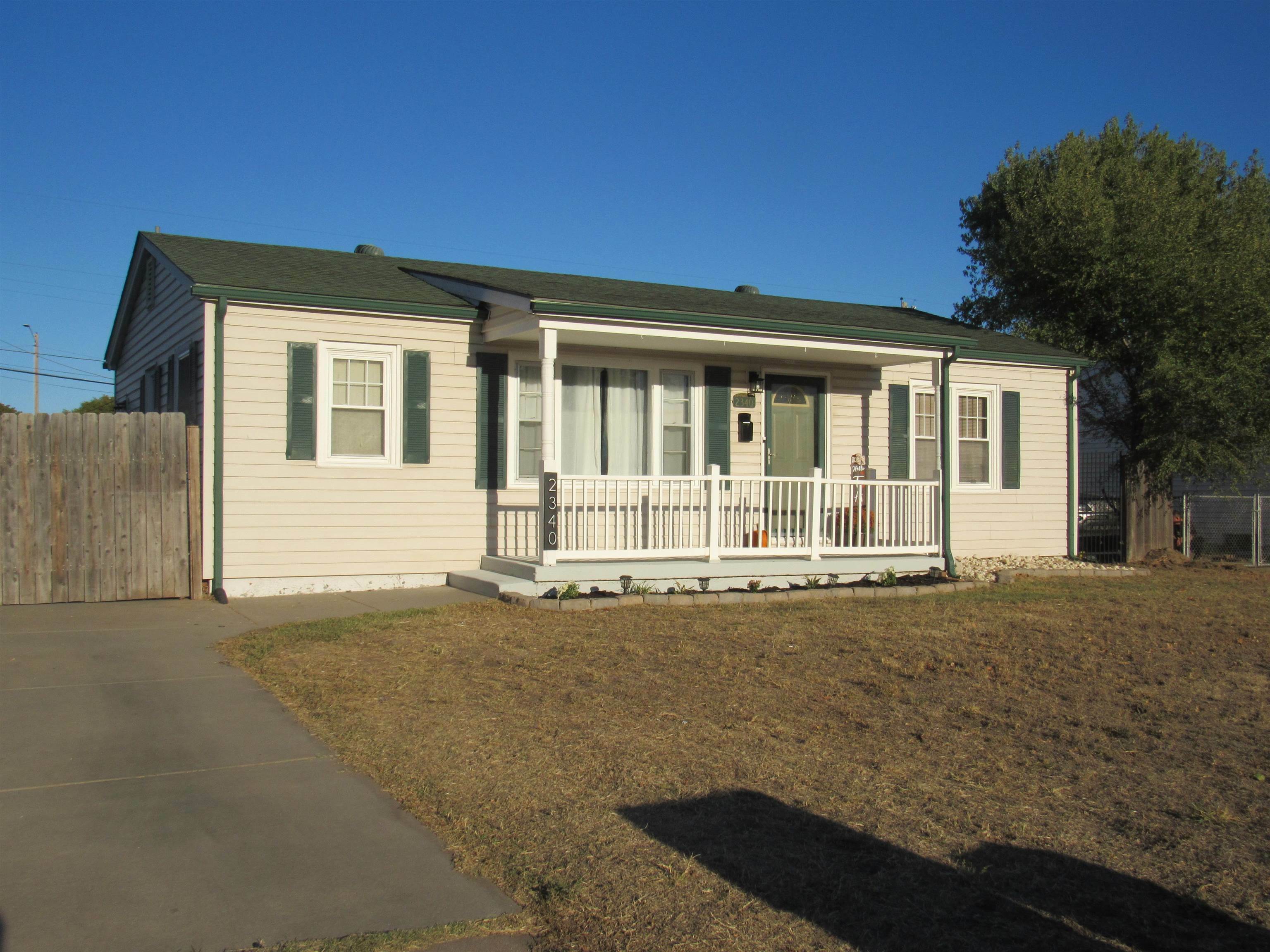 Property Photo:  2340 S Osage St  KS 67213 