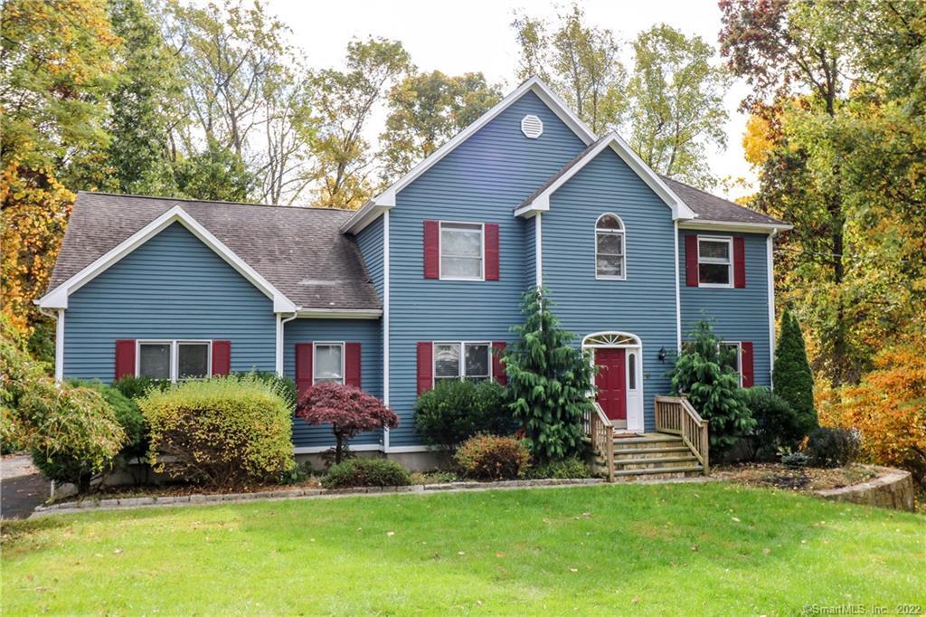 Property Photo:  18 Pumpkin Hill Road  CT 06611 