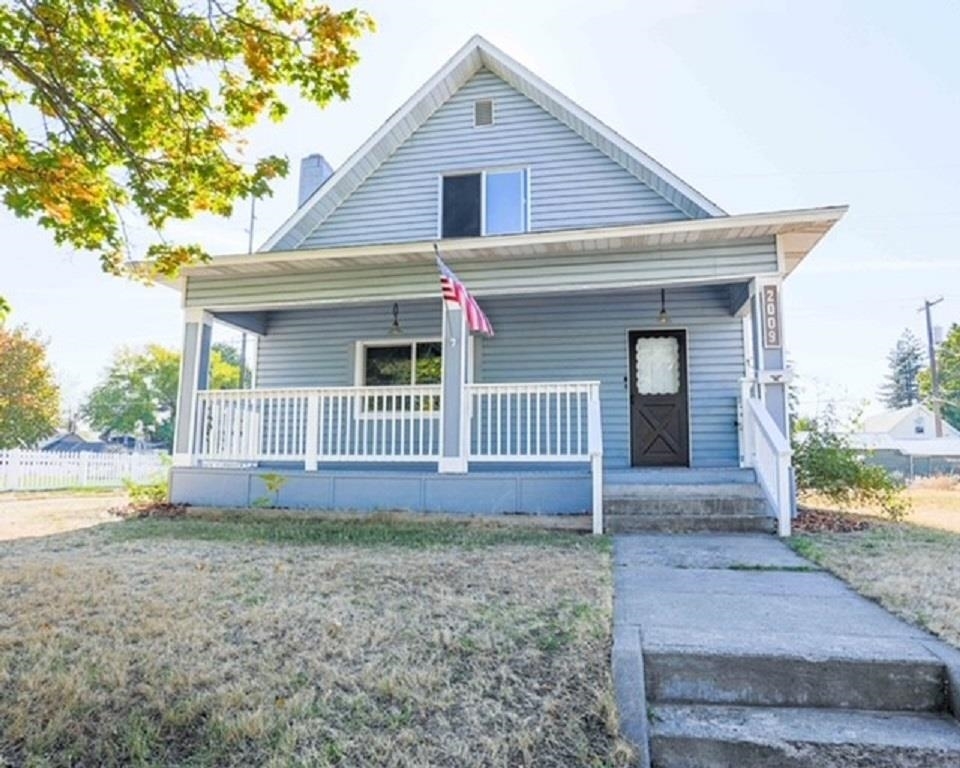 2009 W Carlisle Ave  Spokane WA 99205 photo