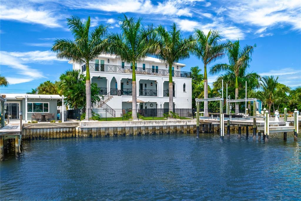 Property Photo:  524 20th Avenue  FL 33785 