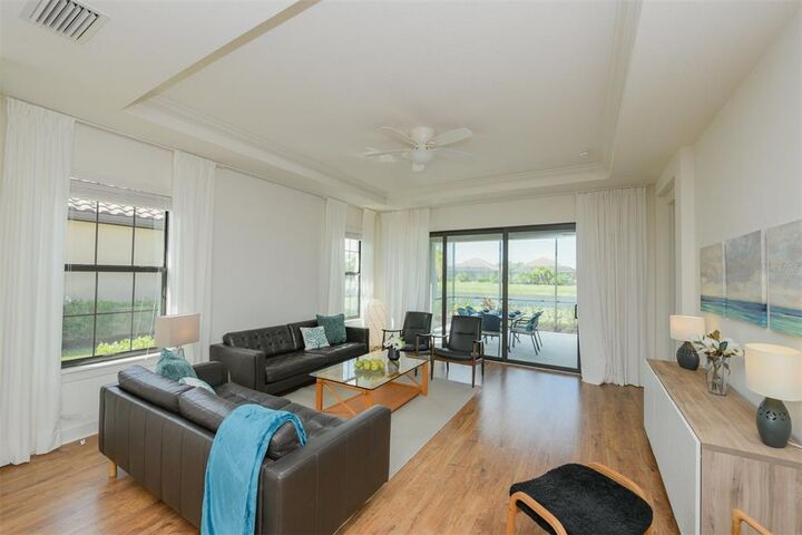 Property Photo: 8721 Bellussi Drive FL 34238