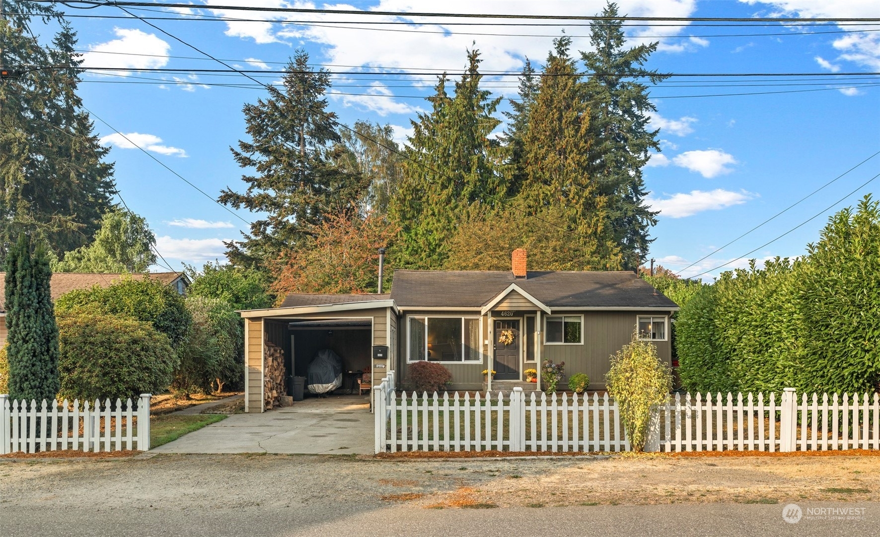 Property Photo:  4620 College Avenue  WA 98203 