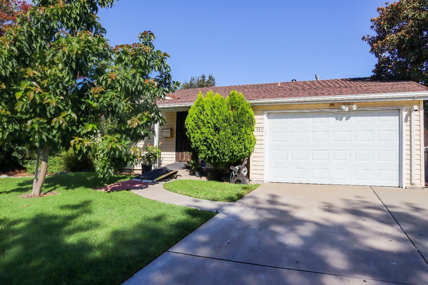 Property Photo:  1549 Janrick Avenue  CA 95832 