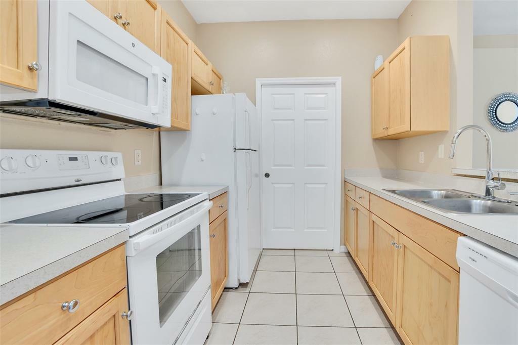 Property Photo:  1163 Chervil Drive  FL 34759 