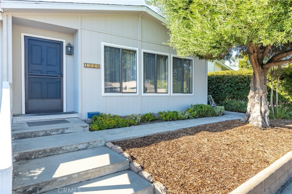 Property Photo:  1328 Teal Avenue  CA 93446 