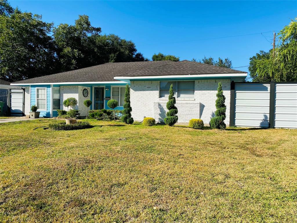 Property Photo:  515 E Janisch Road  TX 77022 