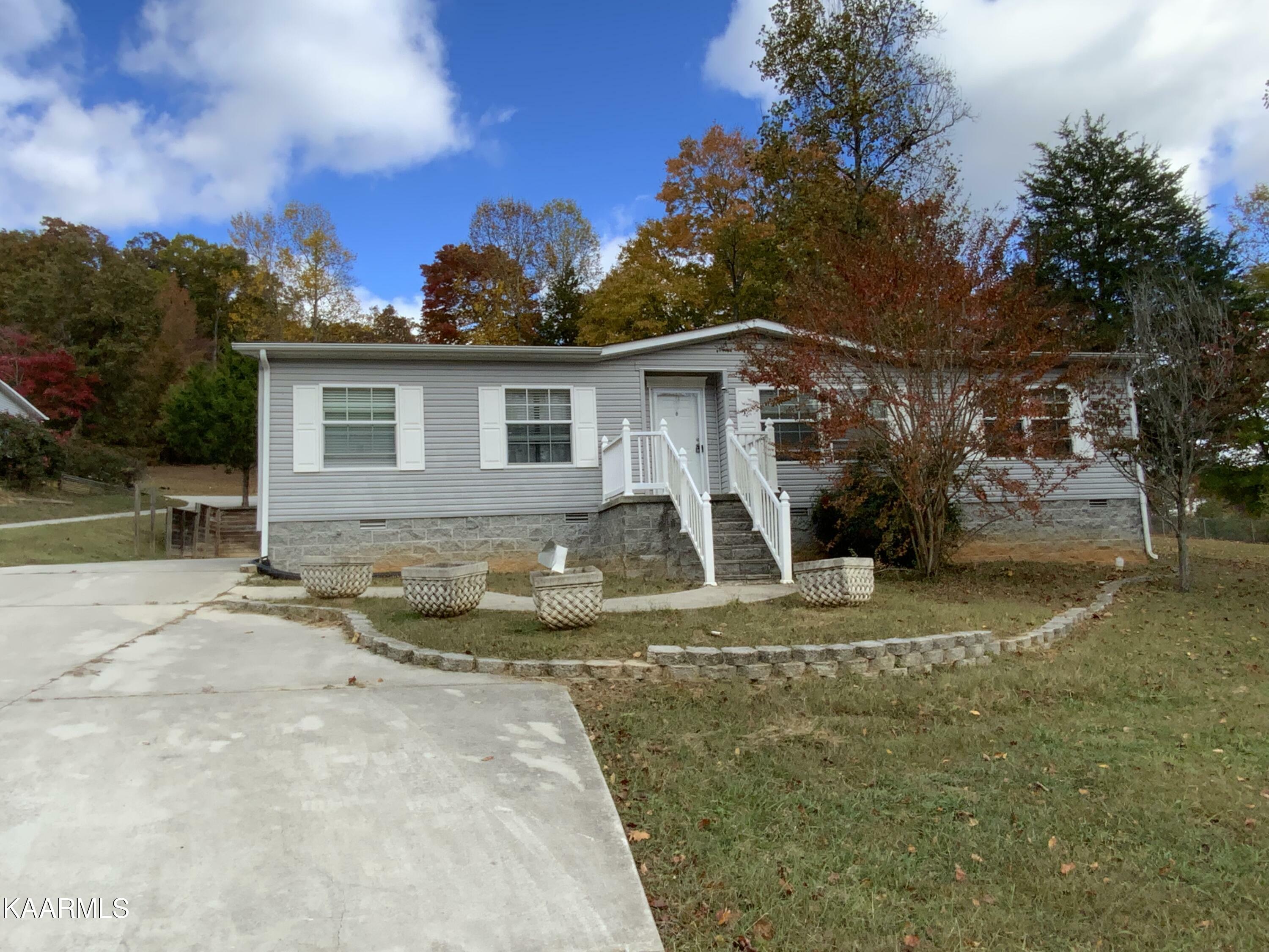 138 Allison Cove Drive  Harriman TN 37748 photo