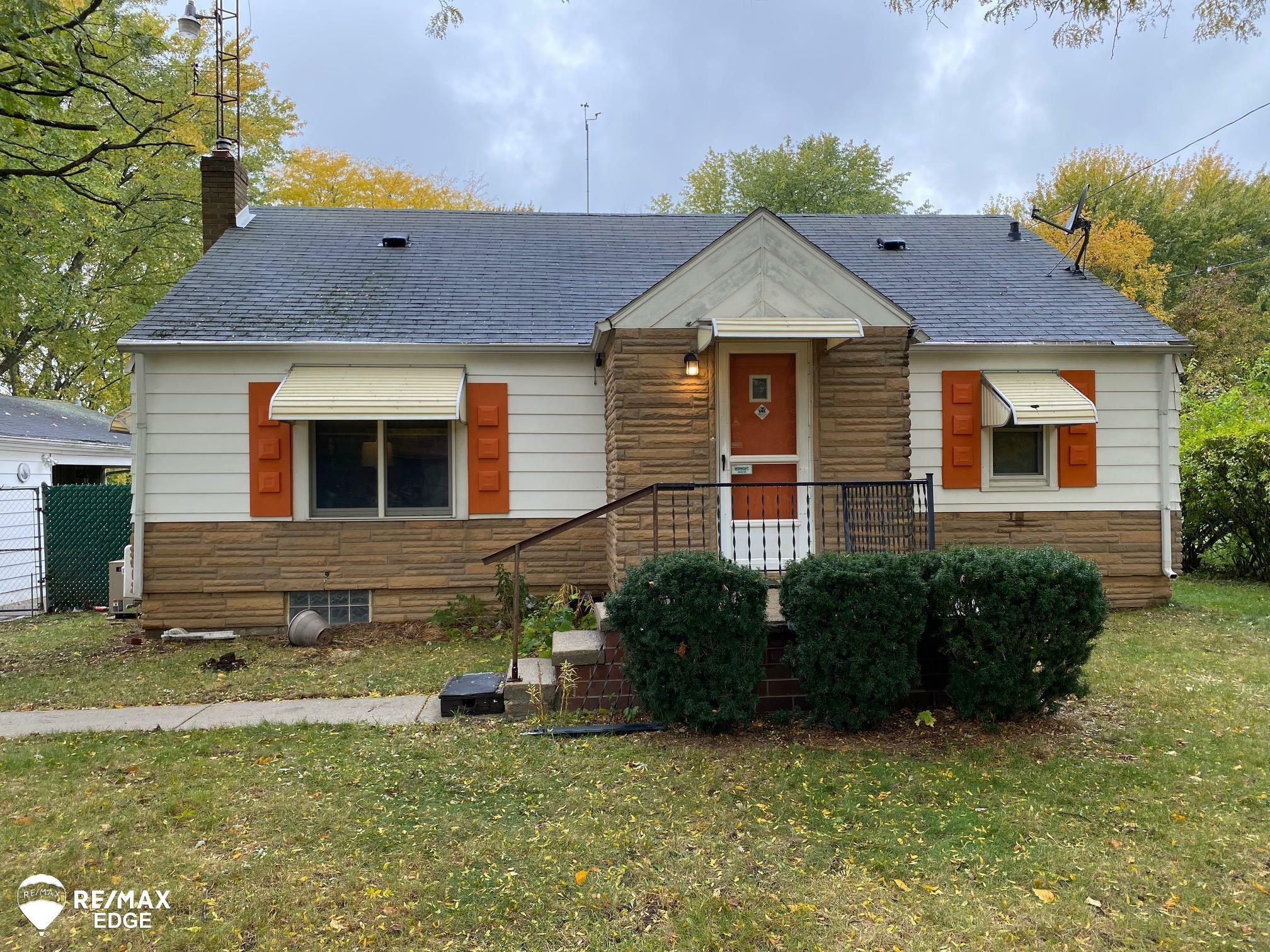 Property Photo:  2462 Nerredia Street  MI 48532 