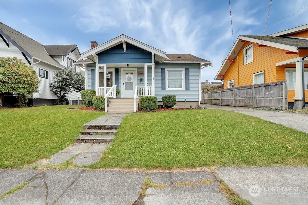 Property Photo: 224 S 37th Street WA 98418