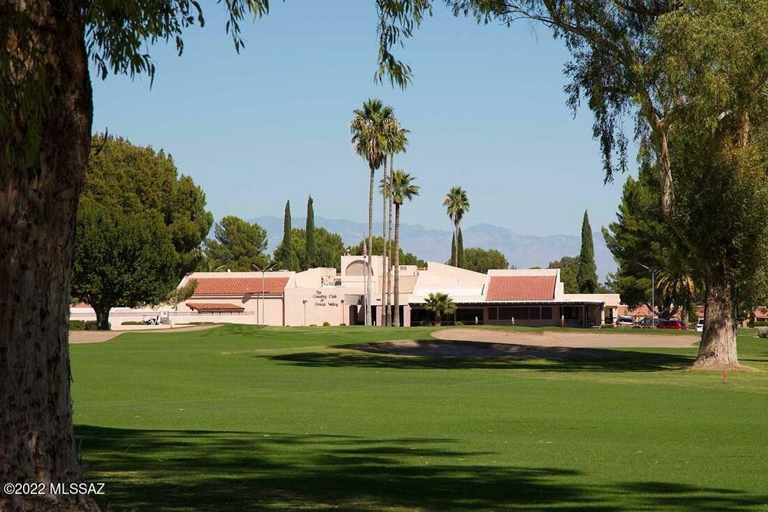 Property Photo:  1340 N Placita Parasol  AZ 85614 