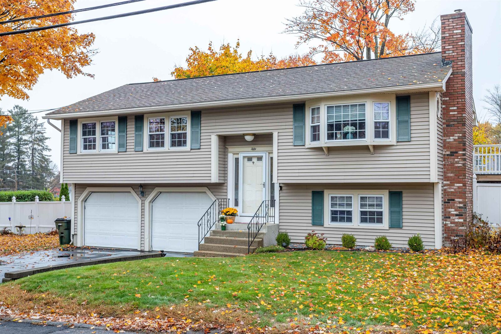 Property Photo:  50 Irwin Drive  NH 03104 